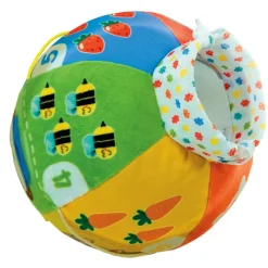 Baby Palla suona e canta